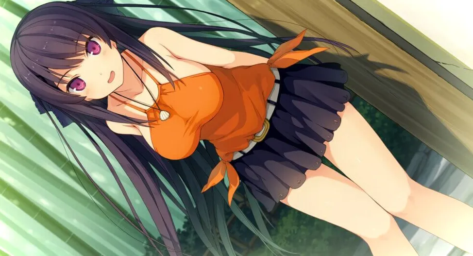 Aokana Misaki se inclina ligeramente con las manos detrás de la espalda.