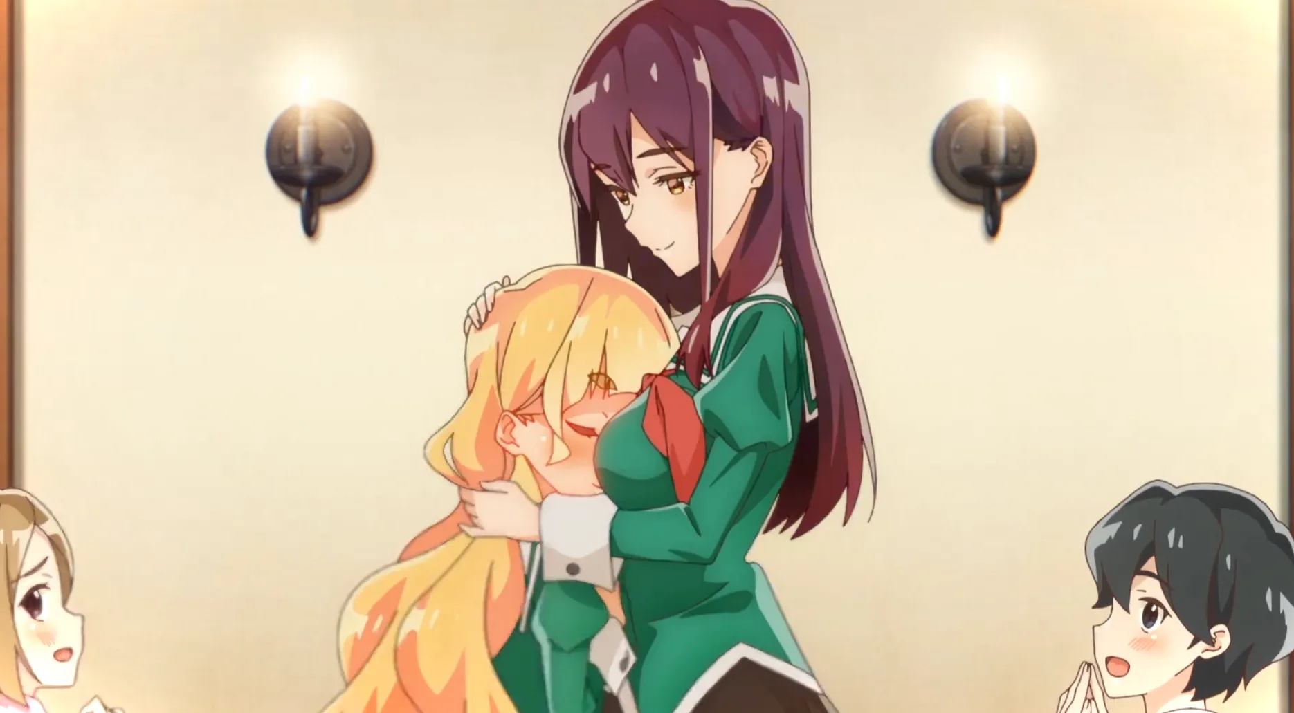 Yano abraza a Hime, cuyo rostro se aplasta directamente contra las tetas de Yano.